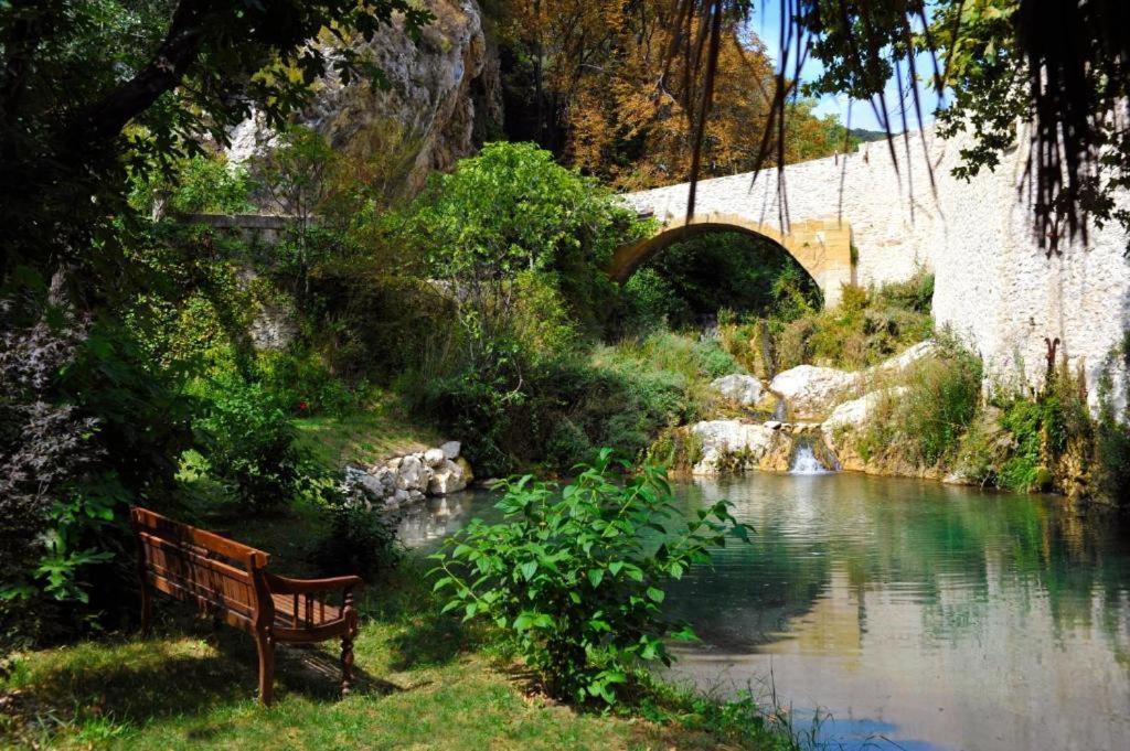 Hostellerie Le Paradou Lourmarin Ngoại thất bức ảnh